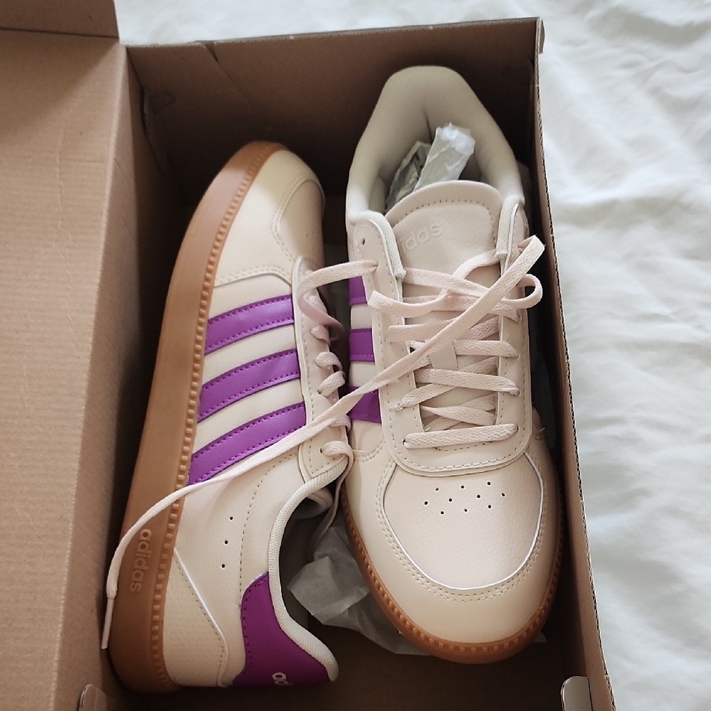 Adidas Women's Sneakers - Cream and Purple